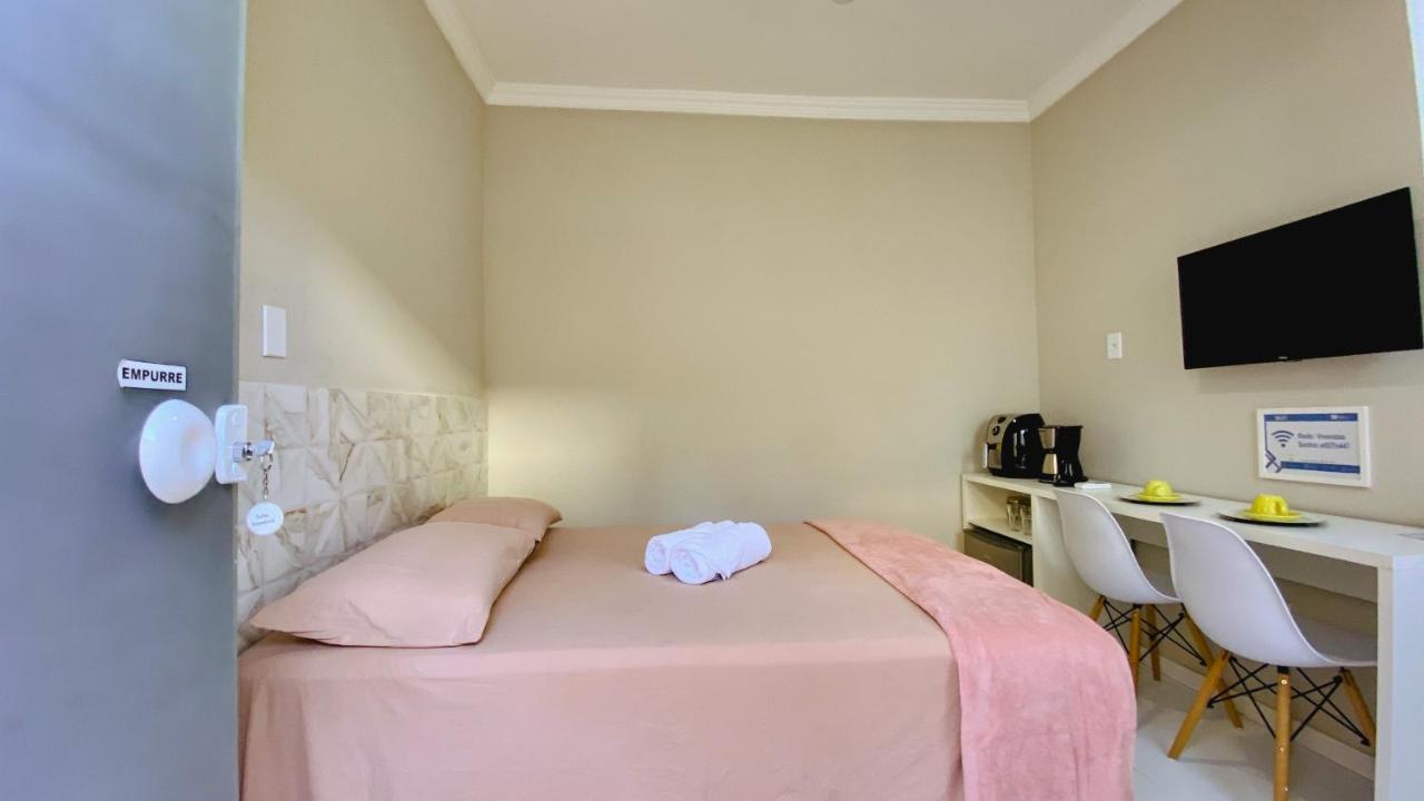 Kalug - Suite Casal Independente Em Guest House イリェウス エクステリア 写真